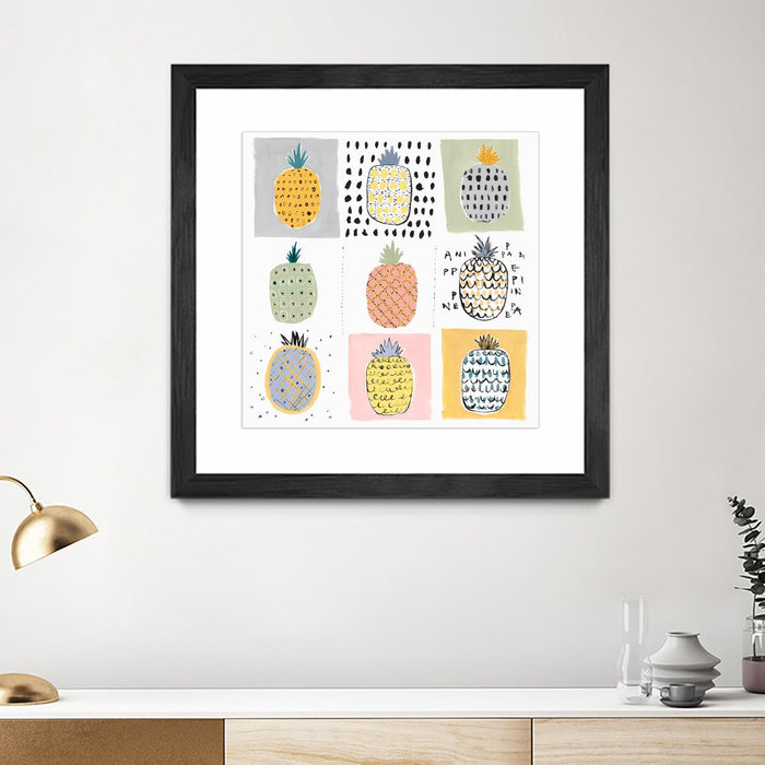 Œuvre d’art murale encadrée noire et mate « Nine Pineapples » 36 x 36