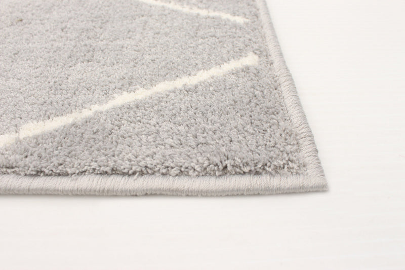 Carpette August griseblanche 6 pi 7 po x 9 pi 6 po