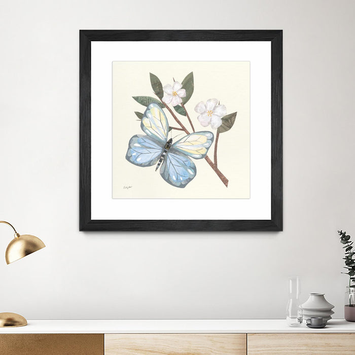 Œuvre d’art murale encadrée noire et mate « In The Garden Butterfly » 30 x 30