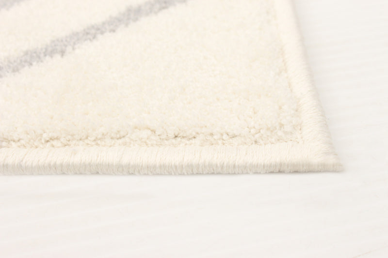 Carpette August blanc géodegris 7 pi 10 po x 10 pi 2 po