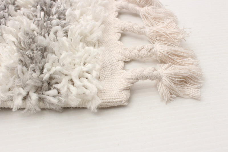 Carpette à poil long Helma Liv crème 6 pi 7 po x 9 pi 6 po