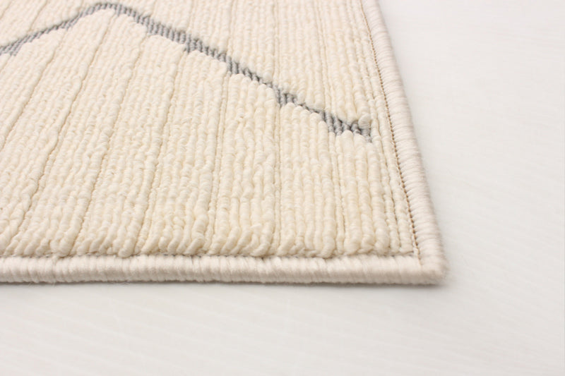 Carpette Kimi ivoire 4 pi 7 po x 6 pi 7 po