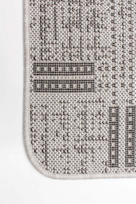 Carpette Joni grise - 2 pi 2 po x 6 pi 7 po