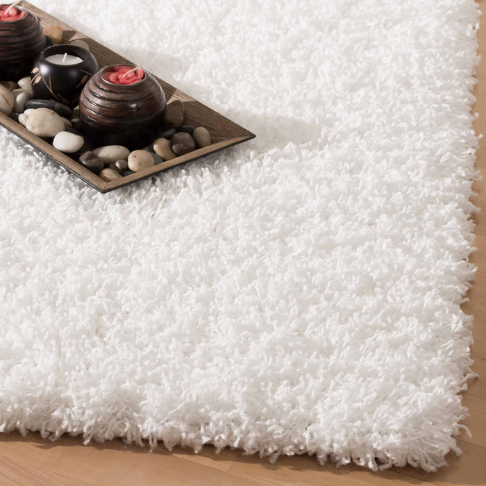 Carpette à poil long Victoria blanche 4 x 6