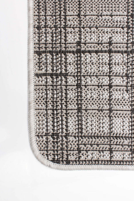 Carpette Panthea grise - 2 pi 2 po x 6 pi 7 po