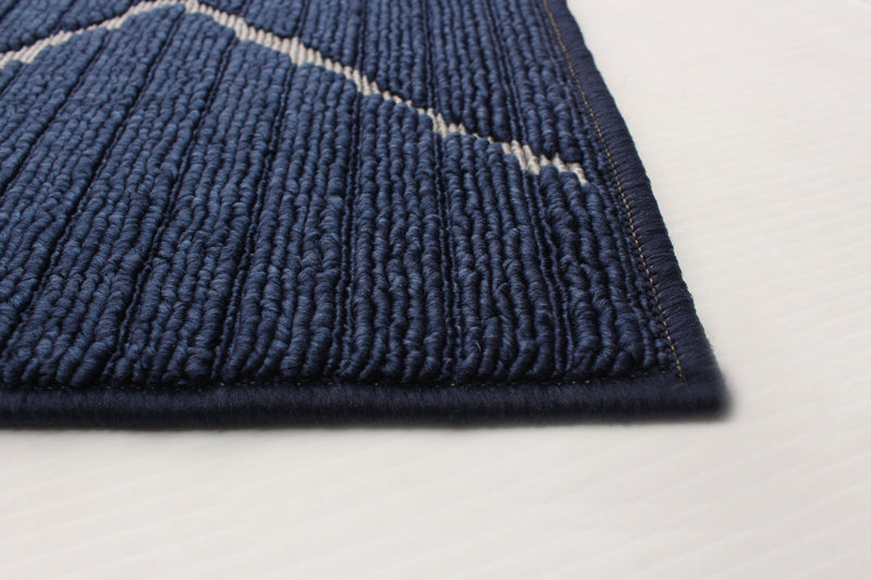 Carpette Kimi bleue 5 pi 3 po x 7 pi 7 po