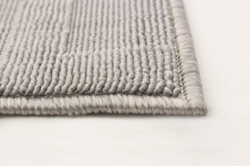 Carpette Brangane grise 5 pi 3 po x 7 pi 7 po