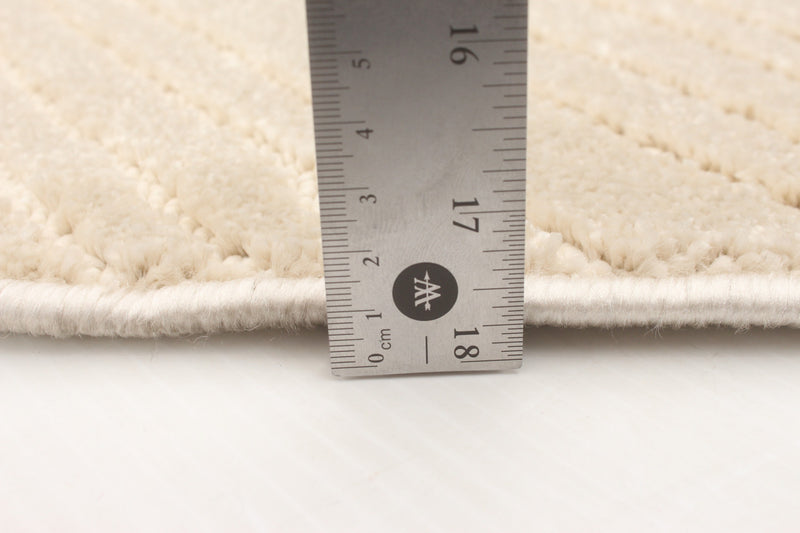 Carpette Lane ivoire 4 pi 7 po x 6 pi 7 po