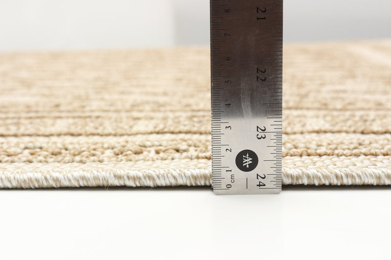 Carpette Thandazile taupe - 4 pi 0 po x 6 pi 0 po
