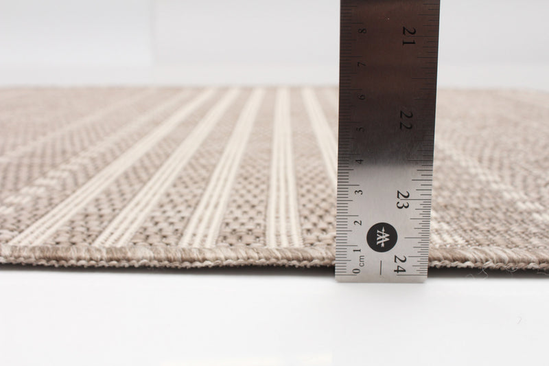 Carpette Wileen taupe - 2 pi 2 po x 6 pi 7 po