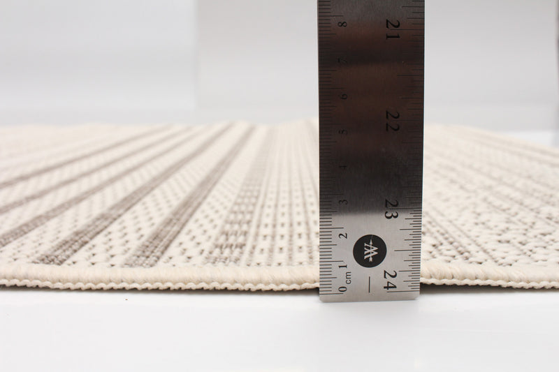 Carpette Wileen ivoire - 2 pi 2 po x 6 pi 7 po