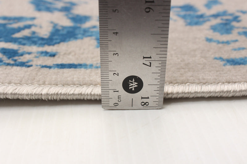 Carpette Corinne bleue 5 pi 3 po x 7 pi 7 po