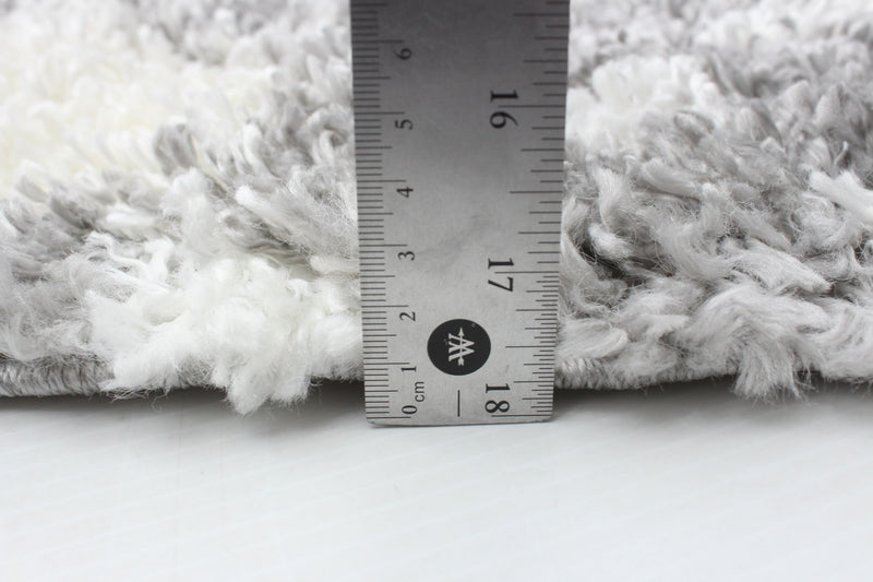 Carpette à poil long Helma Urban gris foncécrème 6 pi 7 po x 9 pi 6 po