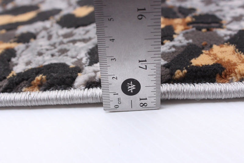 Carpette Cheah ivoire - 5 pi 3 po x 7 pi 3 po