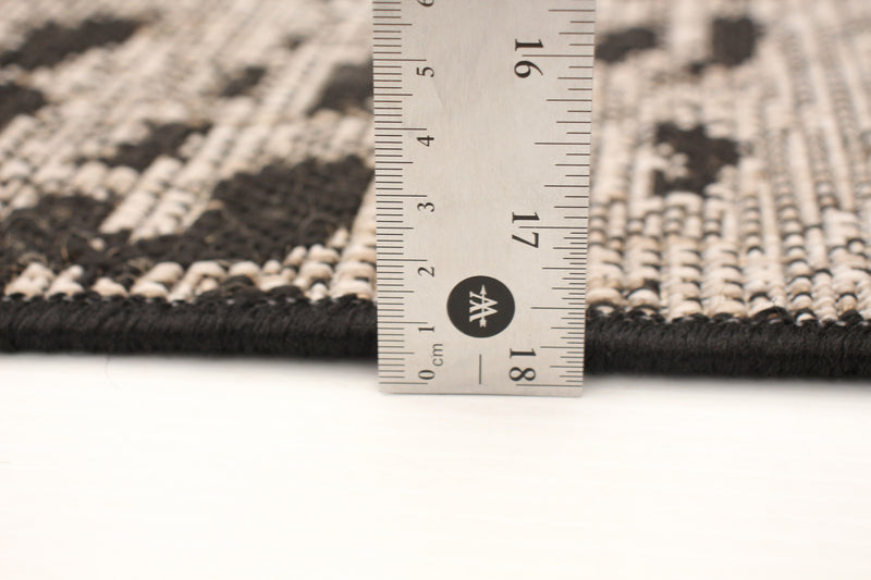 Carpette Sadie Safari noir-argent - 7 pi 10 pox 10 pi 2 po