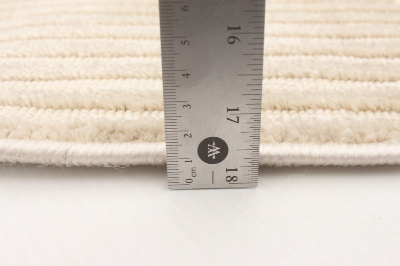 Carpette Kiah ivoire 2 pi 8 po x 4 pi 11 po