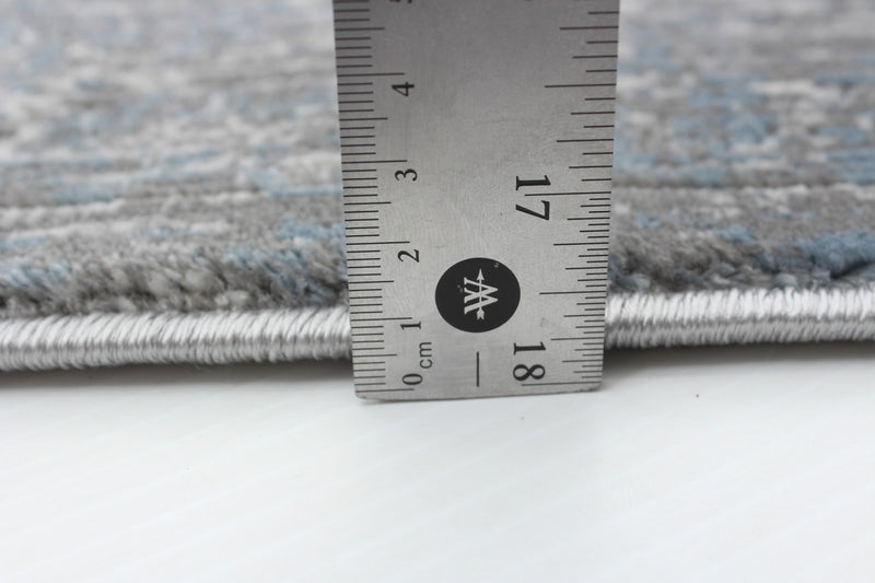 Carpette Dayna bleuegrise 6 pi 7 po x 9 pi 6 po