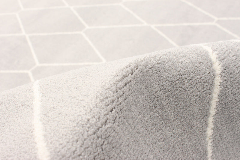 Carpette August griseblanche 6 pi 7 po x 9 pi 6 po