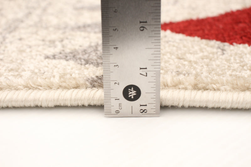Carpette Raja ivoire-rouge - 7 pi 10 pox 10 pi 2 po