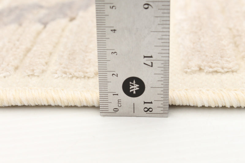 Carpette Kaden ivoire - 6 pi 3 pox 9 pi 6 po