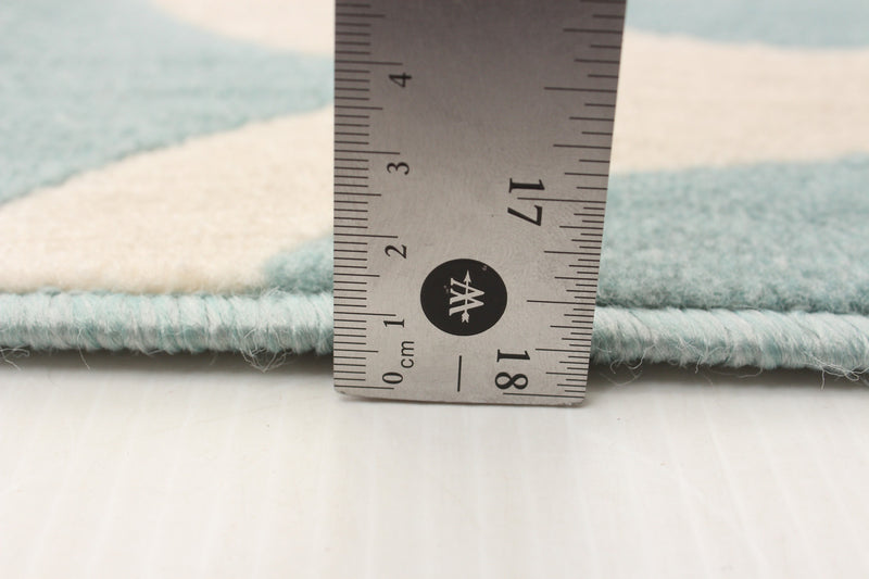 Carpette Aliya turquoise 4 pi 7 po x 6 pi 7 po