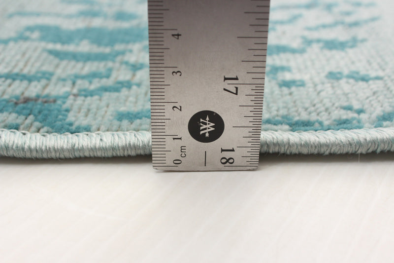 Carpette Mariam turquoise 4 pi 7 po x 6 pi 7 po