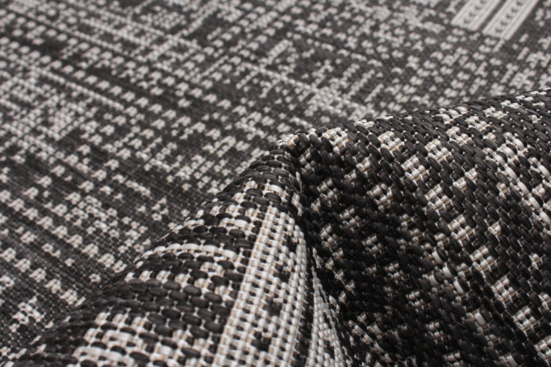 Carpette Joni noire - 2 pi 2 po x 6 pi 7 po