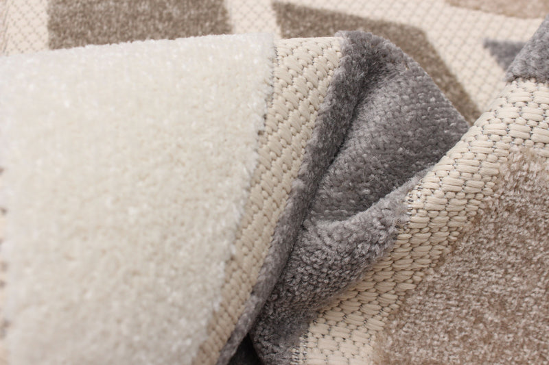 Carpette Celestina ivoire - 3 pi 11 po x 5 pi 7 po