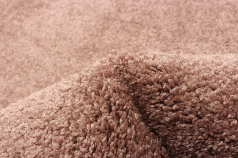 Carpette à poil long Lona rose 7 pi 10 po x 10 pi 0 po