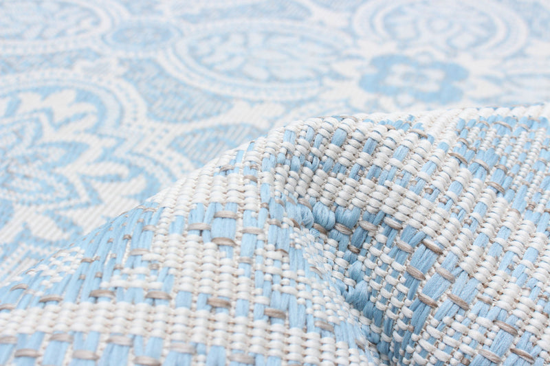 Carpette Neisha Traditional bleu clair 6 pi 7 po x 9 pi 6 po