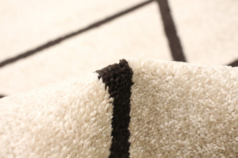 Carpette Anandi ivoire-brune - 7 pi 10 pox 10 pi 2 po