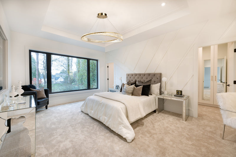 Luminaire suspendu Stella à DEL de 50 W en laiton brossé