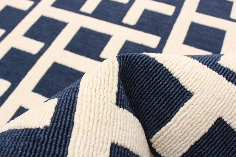 Carpette Brangane bleue 6 pi 7 po x 9 pi 6 po