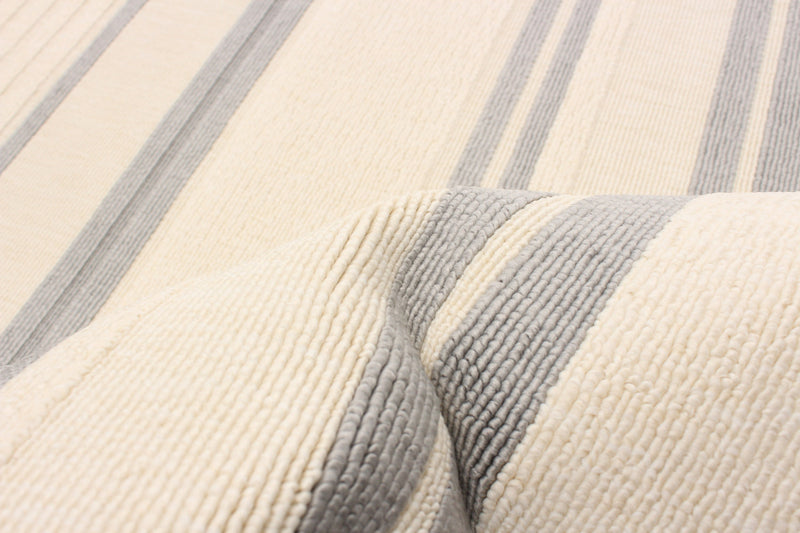 Carpette Talya ivoire 4 pi 7 po x 6 pi 7 po