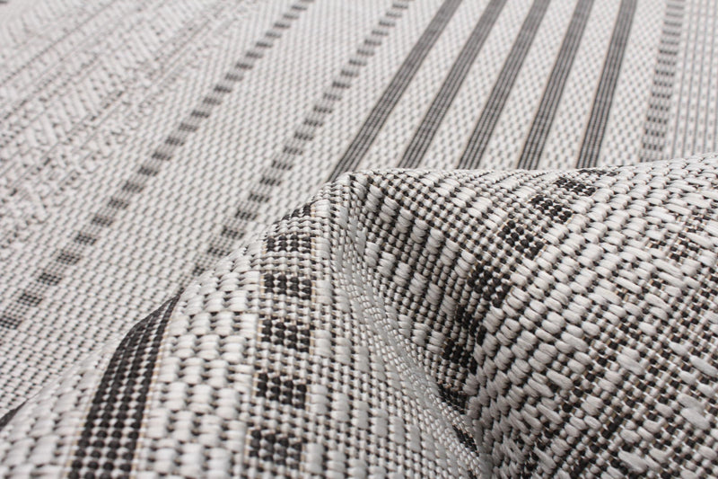 Carpette Wileen grise - 4 pi 4 po x 6 pi 5 po
