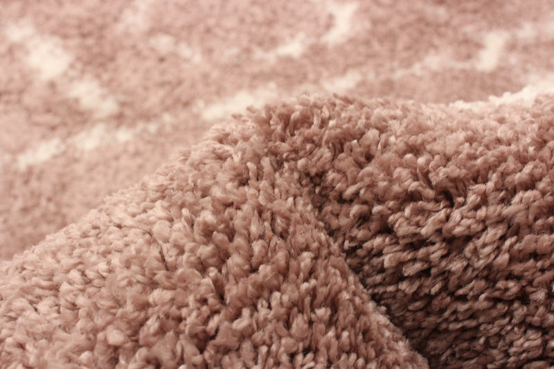 Carpette à poil long Serafina rose 3 pi 11 po x 6 pi 0 po