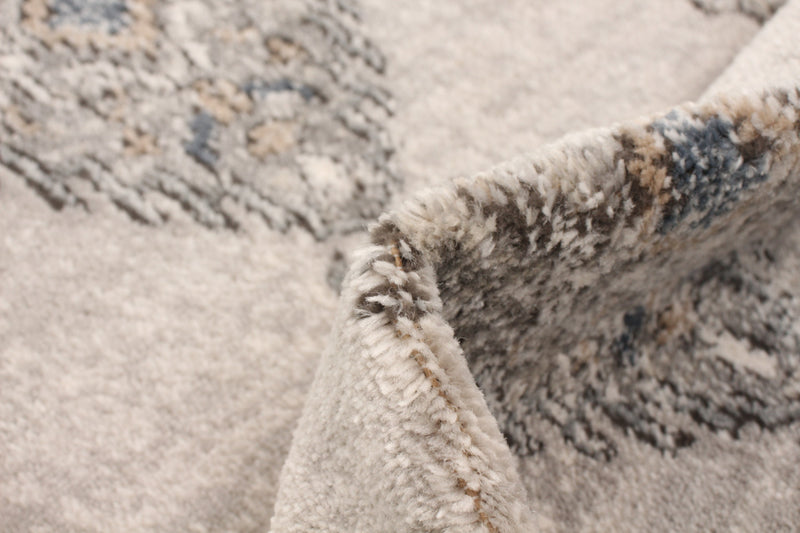 Carpette Octavian Bijar ivoire - 2 pi 7 pox 8 pi 2 po