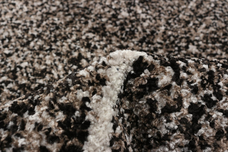  Carpette Vera Earth taupenoire - 2 pi 7 po x 8 pi 4 po