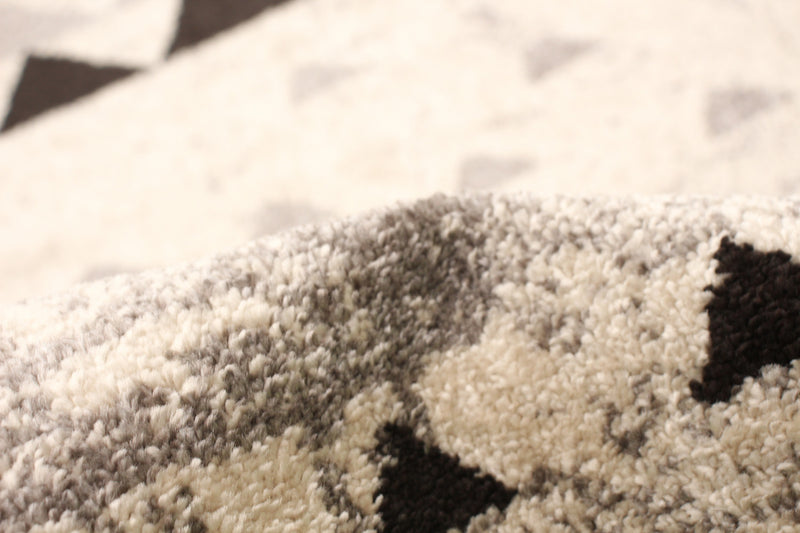 Carpette Raja ivoire-rouge - 5 pi 3 pox 7 pi 3 po