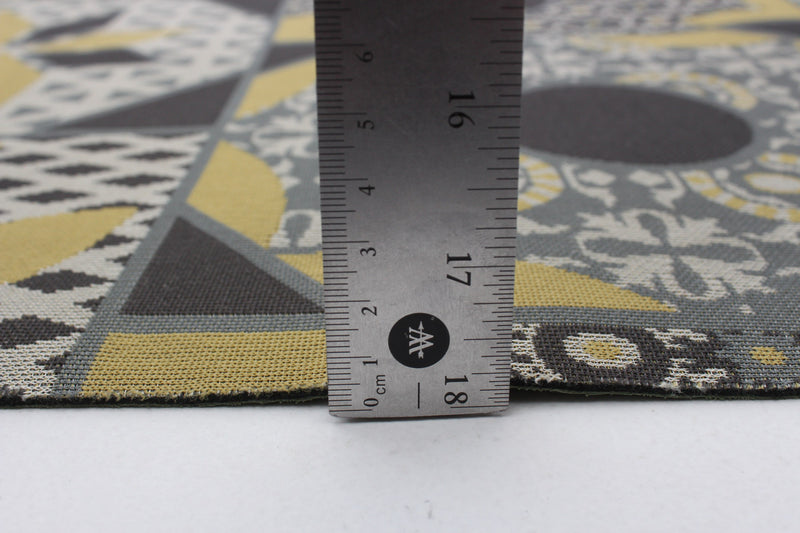 Carpette Bellezza grise 2 pi 2 po x 12 pi 0 po