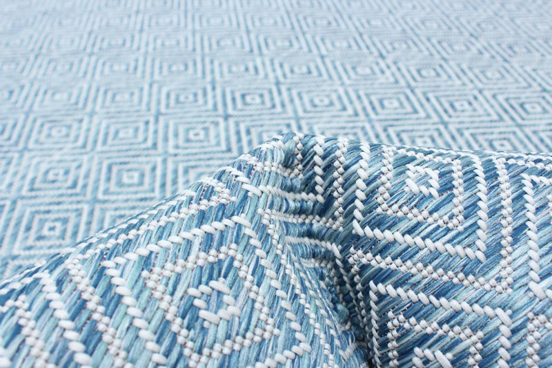 Carpette Neisha Diamond bleue 6 pi 7 po x 9 pi 6 po