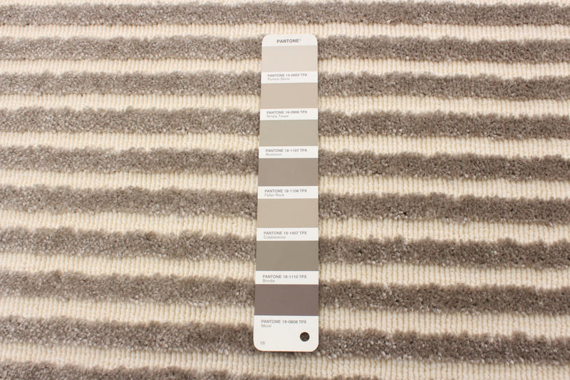 Carpette Kiah taupe 4 pi 7 po x 6 pi 7 po
