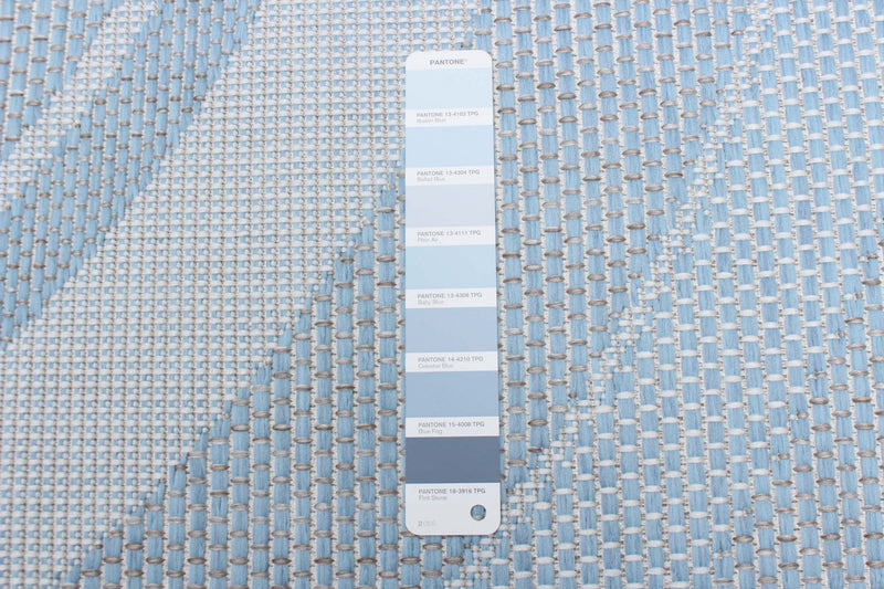 Carpette Neisha Modern bleu clair 6 pi 7 po x 9 pi 6 po