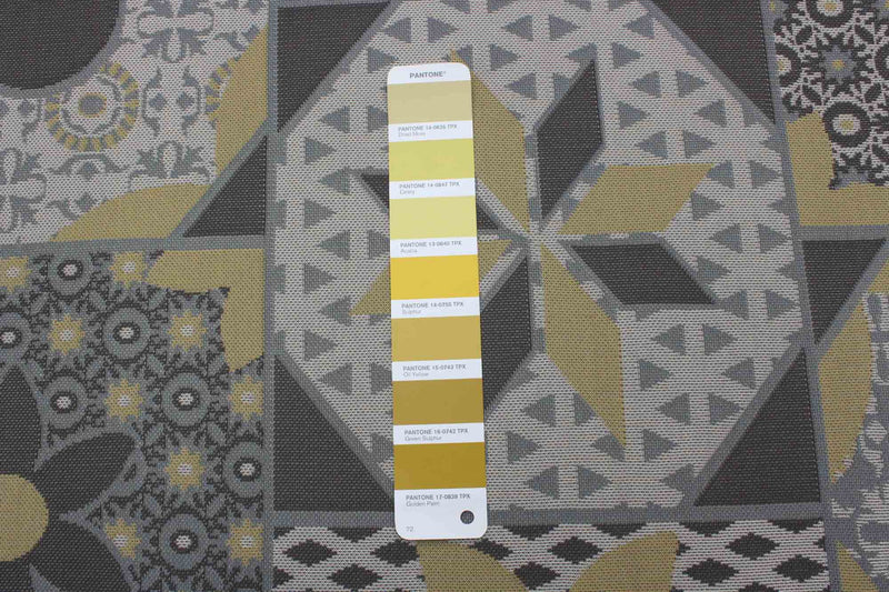 Carpette Bellezza grise 2 pi 2 po x 26 pi 0 po