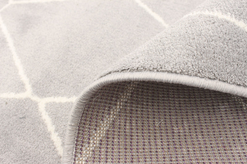 Carpette August griseblanche 6 pi 7 po x 9 pi 6 po