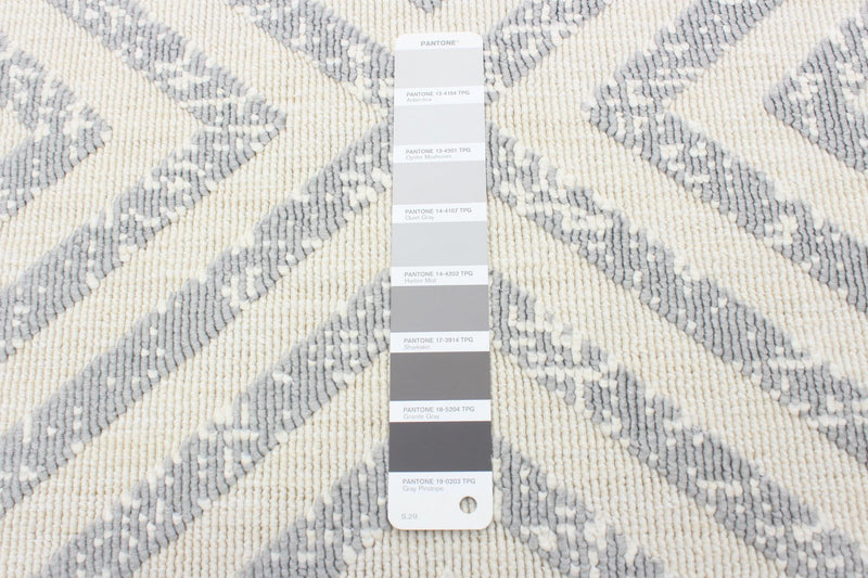 Carpette Dodie gris clair 5 pi 3 po x 7 pi 7 po