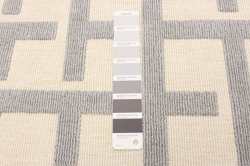 Carpette Brangane gris clair 6 pi 7 po x 9 pi 6 po