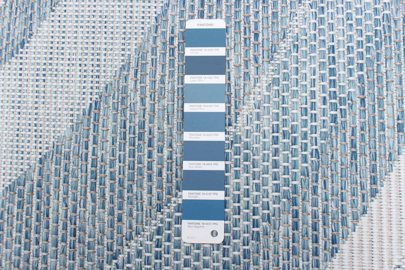 Carpette Neisha Modern bleue 6 pi 7 po x 9 pi 6 po