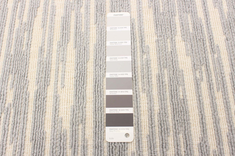 Carpette Eadda gris clair 4 pi 7 po x 6 pi 7 po