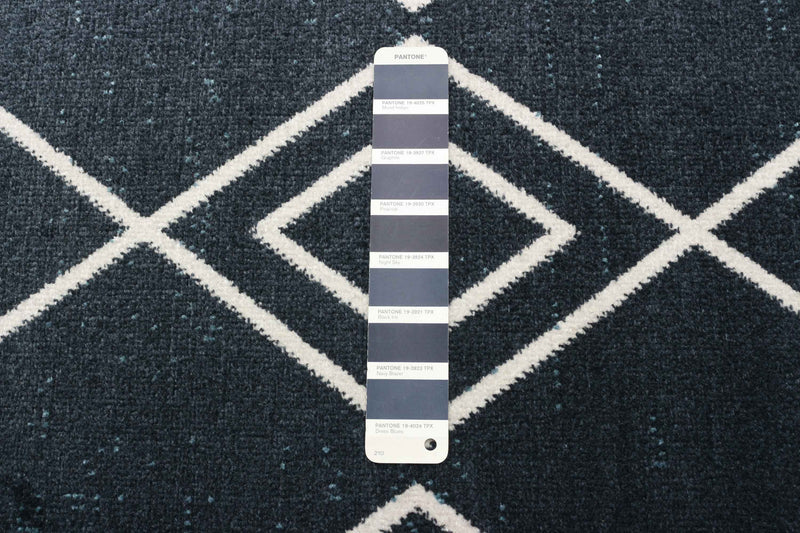 Carpette Kenza bleue lavable à la machine - 2 pi 6 po x 8 pi 0 po